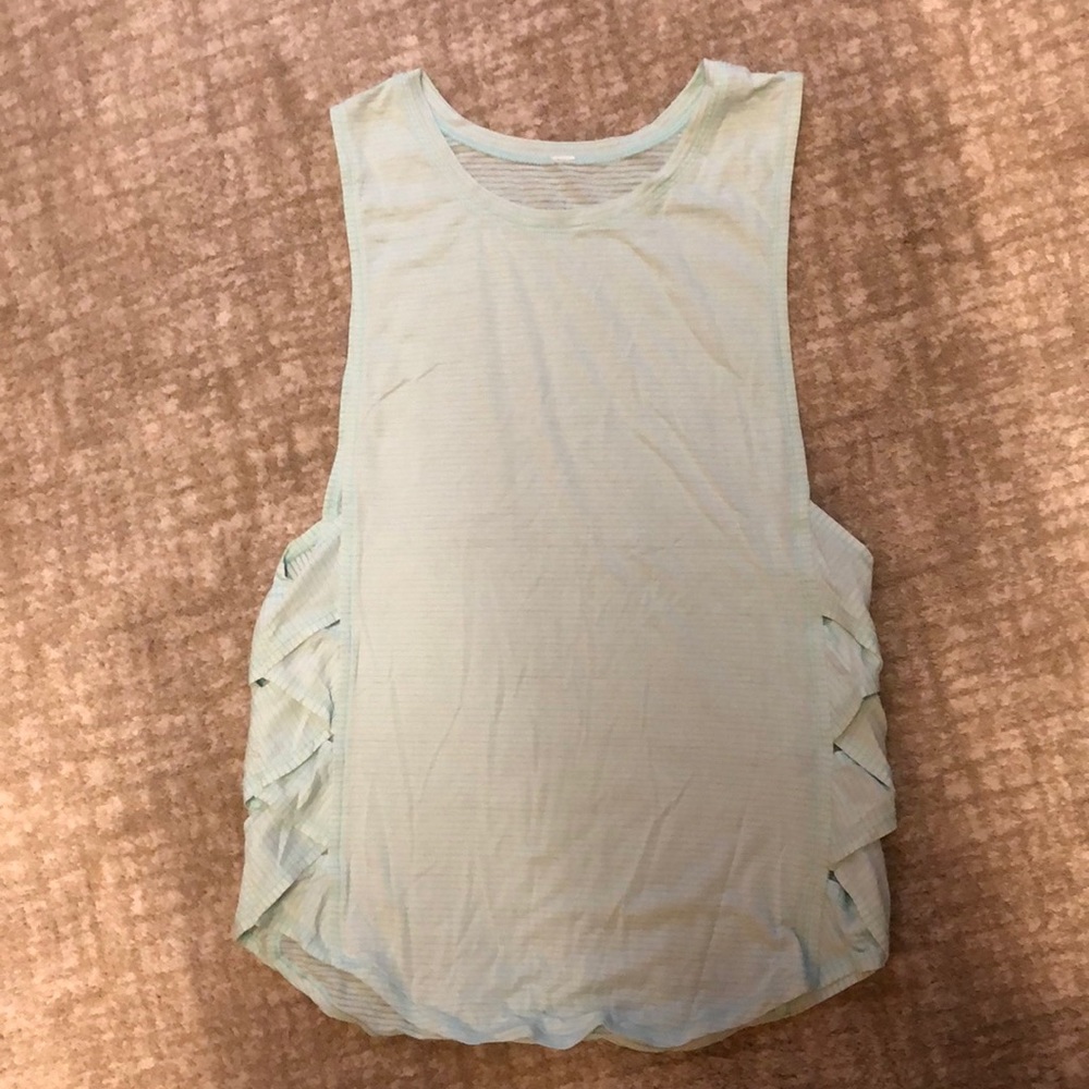 lululemon workout top